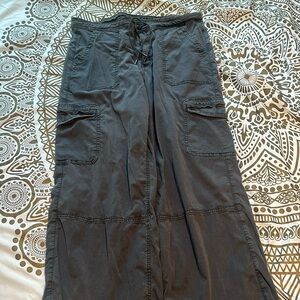 American eagle gray cargo pants